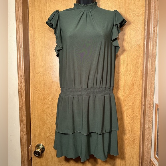 1. State olive green flutter sleeve dress size medium - Picture 2 of 11